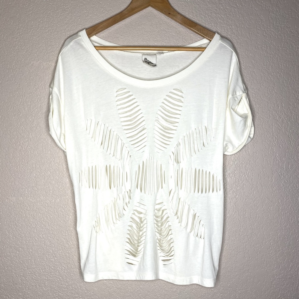 Anthropologie-Bird label boxy tee flower cutout